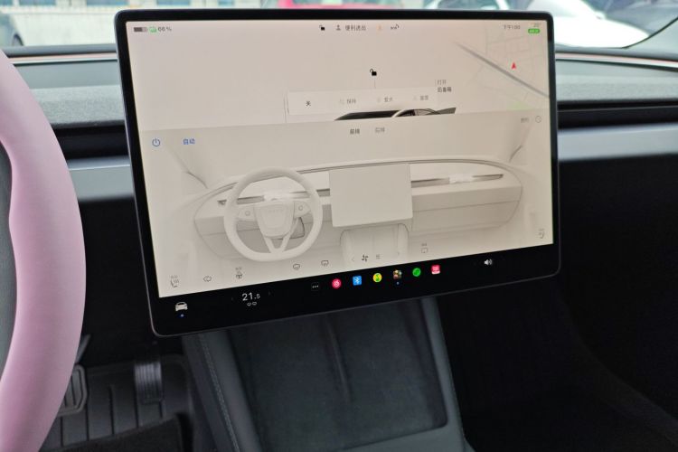 特斯拉 Model 3 2023款 后轮驱动版中控内饰16
