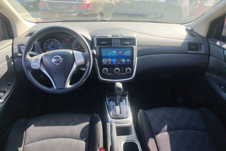 日产 骐达TIIDA 2019款 1.6L CVT酷动版 国VI中控内饰12