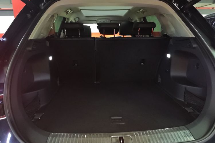 红旗HS5 2022款 改款 2.0T 智联旗享四驱版局部细节23