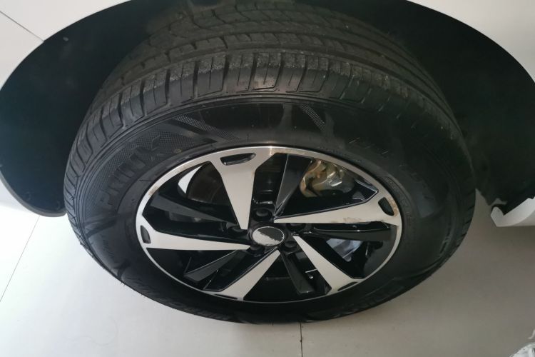 东风风行 风行雷霆 2024款 410+车身外观6008