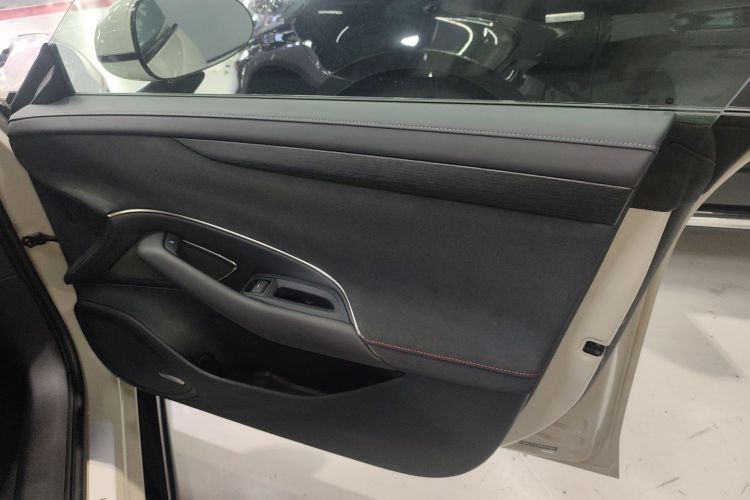 小米汽车 小米SU7 2024款 后驱长续航智驾版中控内饰42