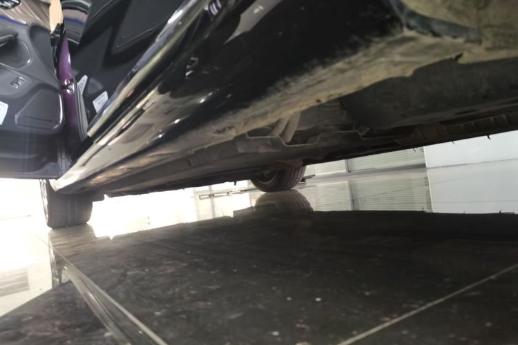 红旗H9 2022款 2.0T 智联旗享版局部细节9002