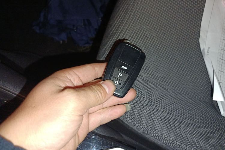 丰田 雷凌 2021款 185T CVT豪华版中控内饰7001