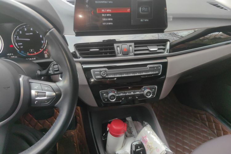 宝马X1 2021款 sDrive25Li 领先型中控内饰16