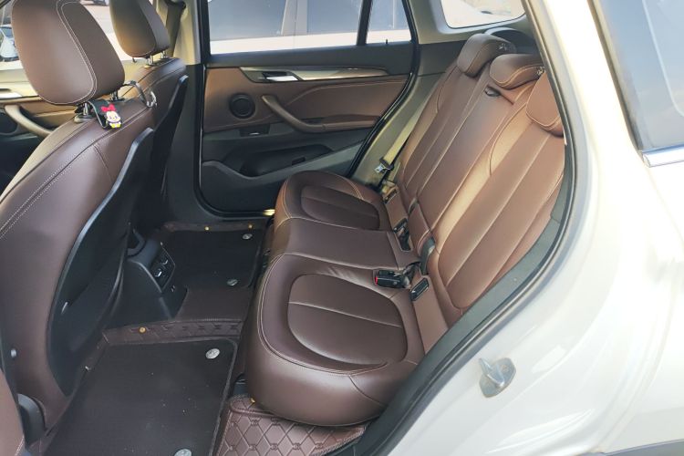 宝马X1新能源 2019款 xDrive25Le 里程升级版中控内饰21