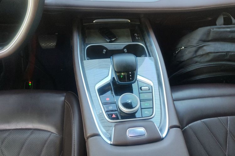 奇瑞 瑞虎8 PRO新能源 2023款 冠军版 1.5T 100km 王者版中控内饰18