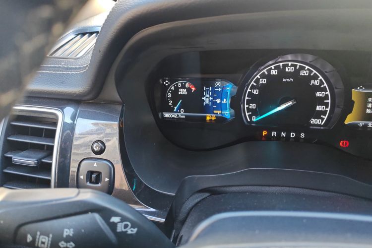 福特 撼路者 2020款 2.3T 汽油自动四驱旗舰版 7座中控内饰15