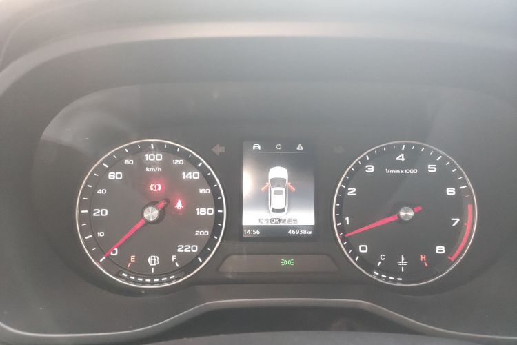 荣威i5 2019款 1.5L 手动4G互联朗豪版中控内饰14