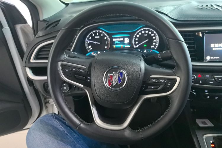 别克 英朗 2019款 18T 自动互联精英型 国VI中控内饰13