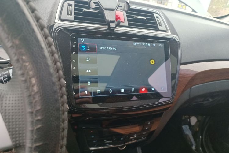 北汽威旺S50 2016款 1.5T 手动欢动精英型中控内饰16