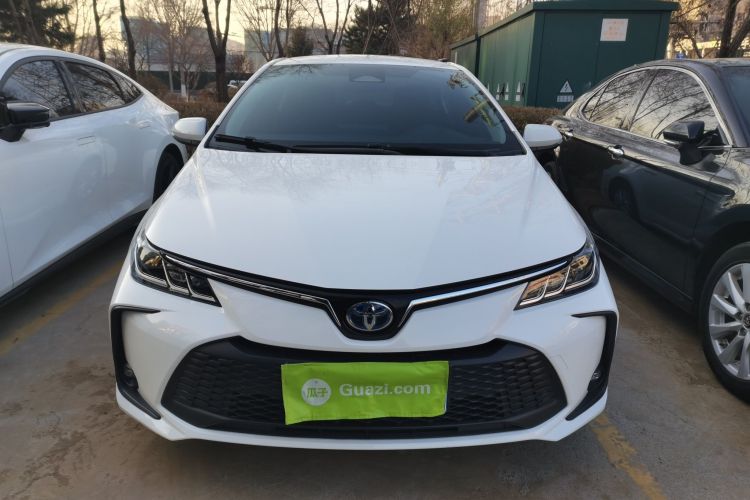 丰田 卡罗拉 2023款 1.8L 智能电混双擎 先锋版车身外观2