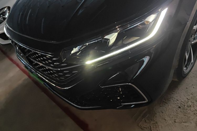 大众 帕萨特 2025款 出众款 380TSI 星空龙腾版局部细节36