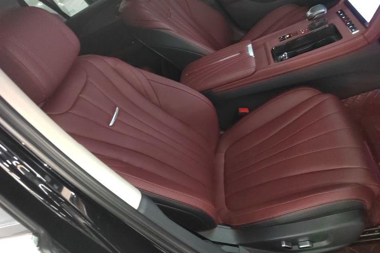 红旗H5 2024款 1.5T DCT智联旗韵版局部细节41