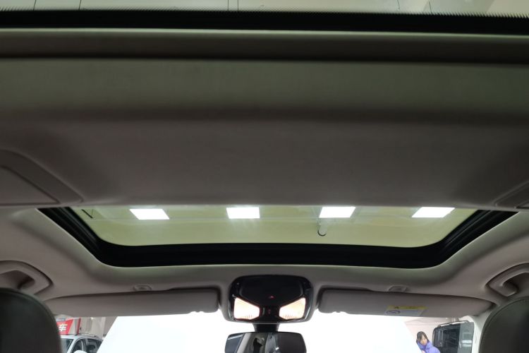 宝马5系 2018款 530Li 领先型 豪华套装中控内饰22