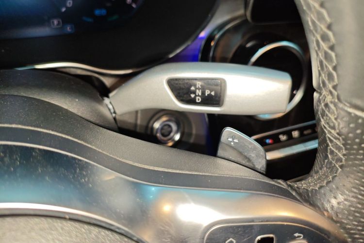 奔驰C级 2021款 C 260 L 运动版中控内饰18