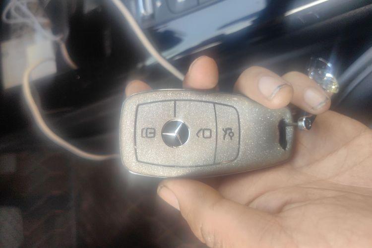 奔驰A级 2022款 改款 A 200 L 运动轿车时尚型中控内饰7001