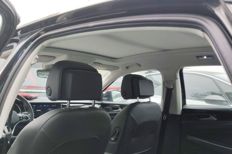 大众 帕萨特 2024款 380TSI 龙耀版中控内饰22