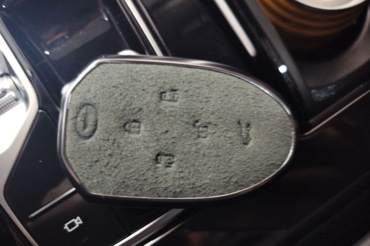 广汽传祺 传祺M8 2024款 大师系列 400T 至尊版中控内饰11