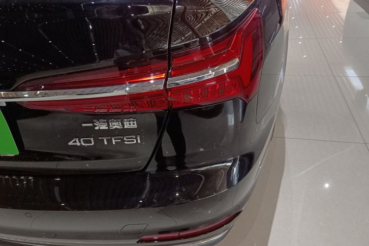 奥迪A6L 2022款 40 TFSI 豪华致雅型车身外观9