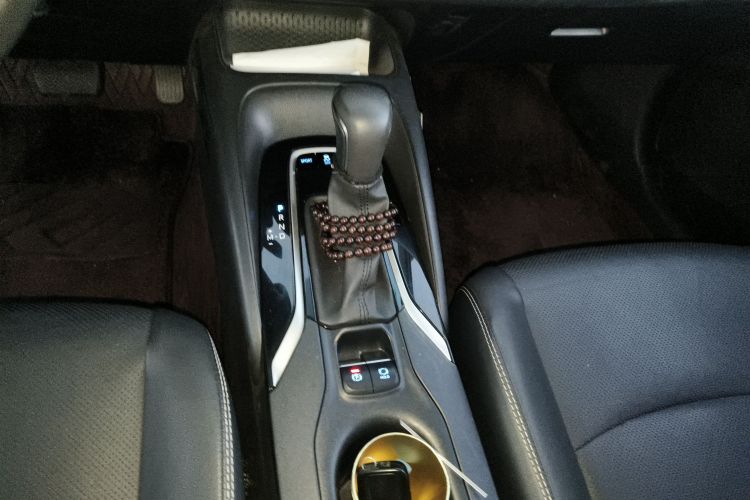 丰田 卡罗拉 2021款 1.2T S-CVT 豪华版中控内饰18