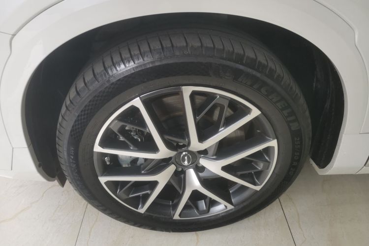 广汽传祺 传祺ES9 2024款 PHEV 143km Max车身外观35