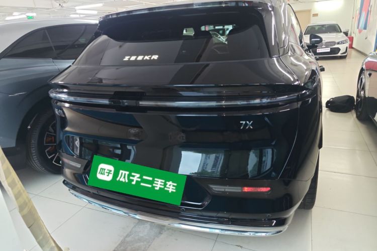 极氪7X 2025款 75kWh 后驱智驾版车身外观6004