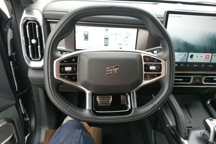 捷途旅行者 2025款 2.0TD 自动 XWD征服+局部细节13