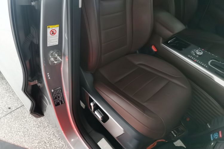 魏牌 VV5 2017款 2.0T 旗舰型局部细节41