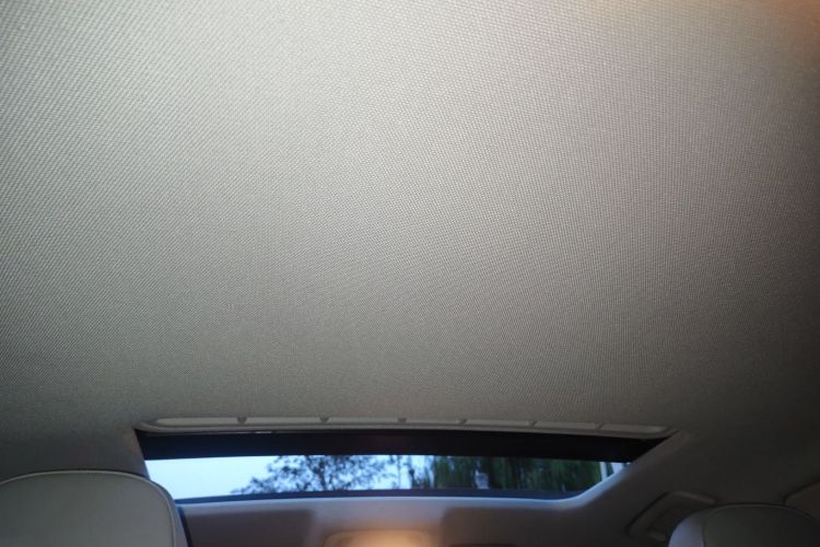 奥迪A4L 2013款 35 TFSI 自动标准型中控内饰22