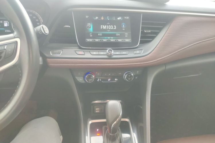 别克GL6 2019款 18T 6座互联尊贵型 国V局部细节16