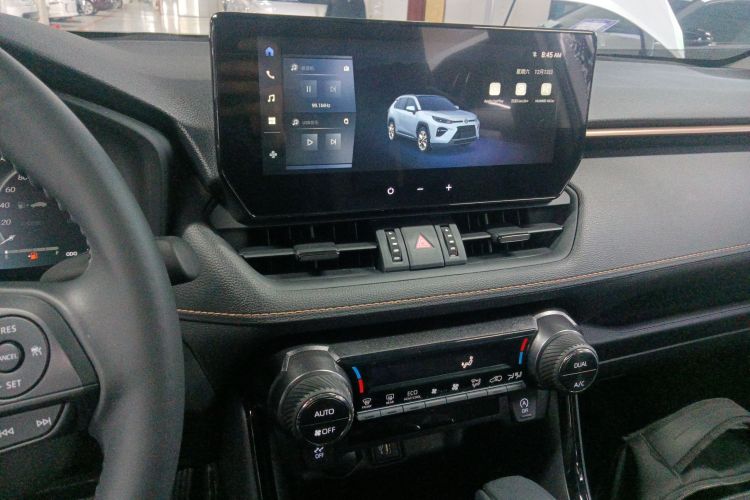 丰田 威兰达 2024款 2.0L CVT两驱豪华PLUS版中控内饰16