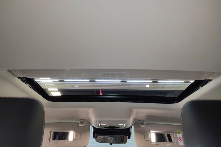 坦克300 2023款 越野版 2.0T 挑战者中控内饰22