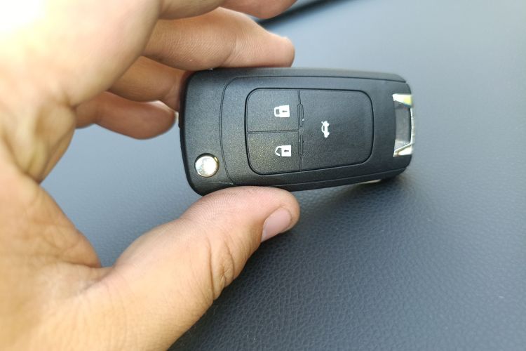 别克 英朗 2016款 15N 自动豪华型中控内饰11