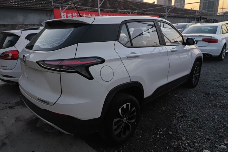 宝骏510 2019款 1.5L 手动劲享型77kW 国VI车身外观7