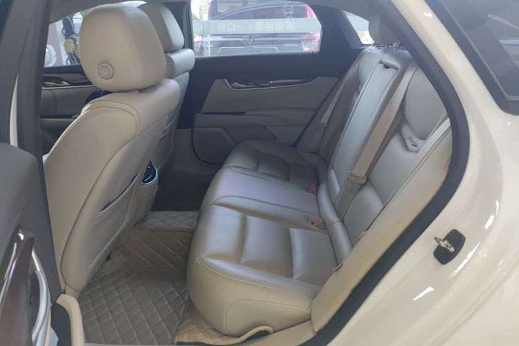 凯迪拉克XTS 2016款 28T 精英型中控内饰7004