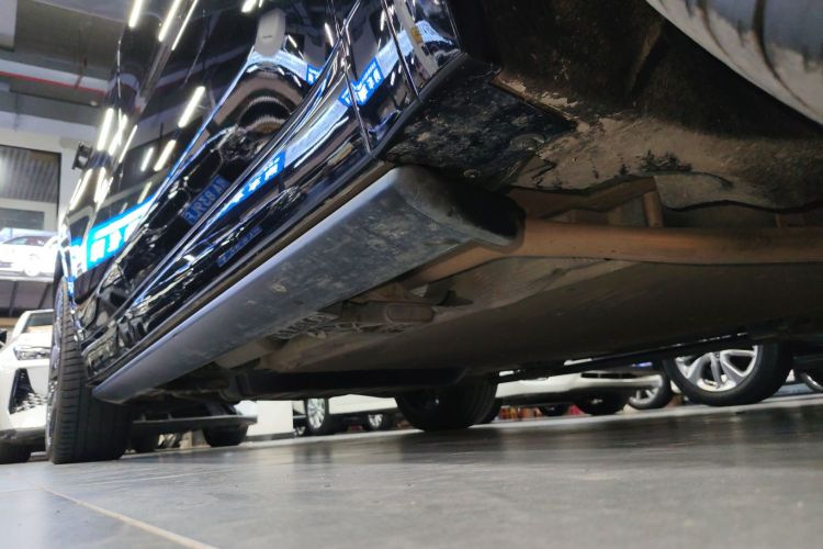 理想汽车 理想L9 2024款 Ultra局部细节9001