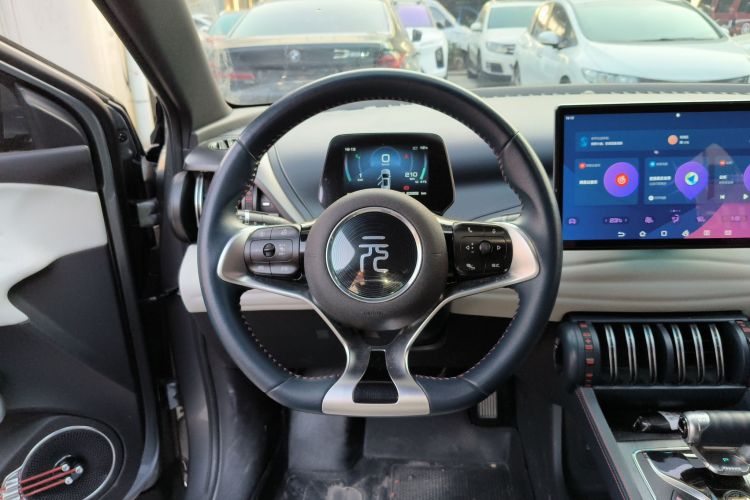 比亚迪 元PLUS 2022款 510KM 旗舰型中控内饰13