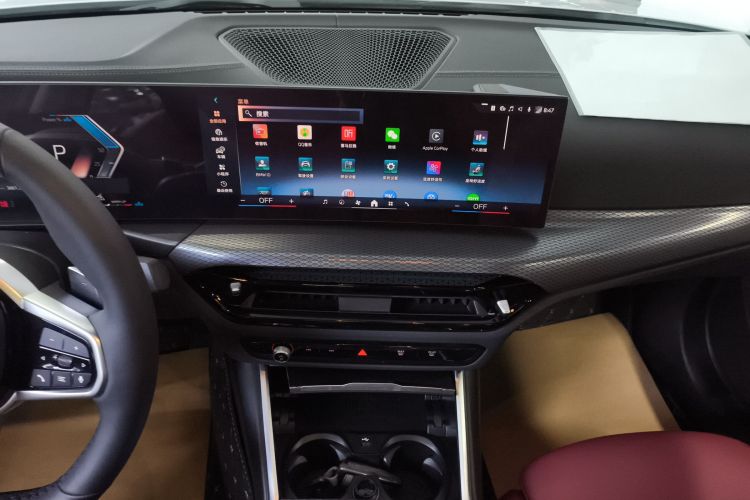 宝马3系 2025款 330Li M运动曜夜套装中控内饰16