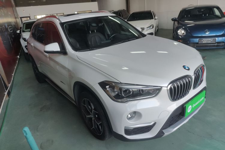 宝马X1 2018款 sDrive18Li 尊享型车身外观3