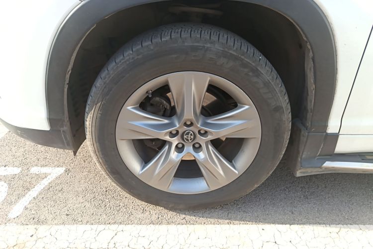 丰田 汉兰达 2018款  2.0T 两驱豪华版 7座 国VI车身外观6007