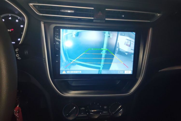 荣威RX3 2020款 1.6L 手动超爽进取版局部细节16