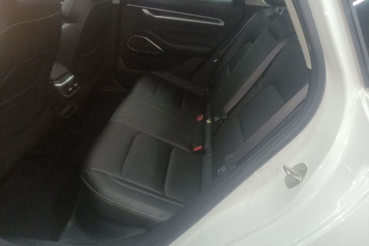 吉利汽车 帝豪 2023款 第4代冠军版 1.5L CVT尊贵型中控内饰21