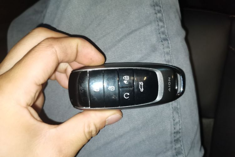 埃安 AION S 2023款 魅 580 磷酸铁锂中控内饰7001