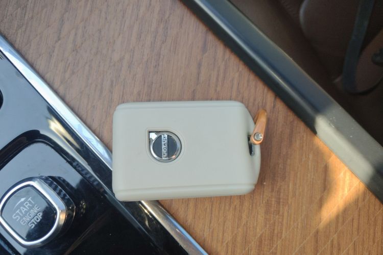 沃尔沃S90 2022款 B5 智逸豪华版中控内饰7001