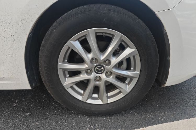 马自达3 昂克赛拉 2019款 云控版 三厢 1.5L 自动豪华型 国VI车身外观10