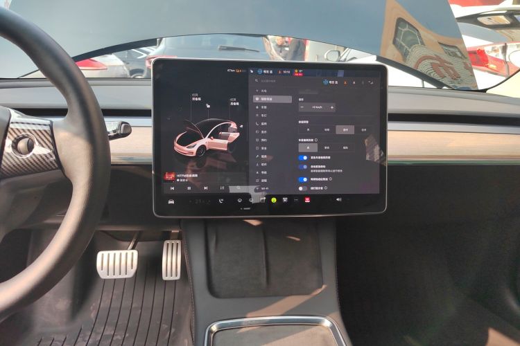特斯拉 Model 3 2022款 Performance高性能全轮驱动版中控内饰16