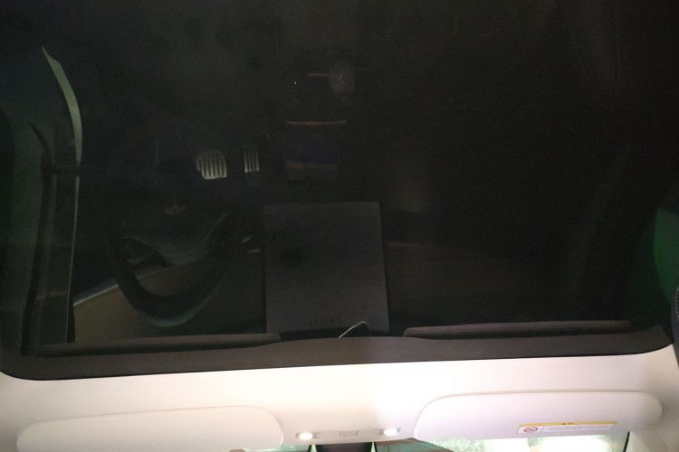 特斯拉 Model Y 2021款 Performance高性能全轮驱动版局部细节22