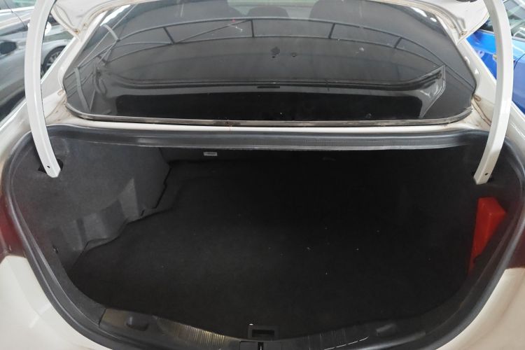 福特 蒙迪欧 2017款 EcoBoost 200 时尚型机舱底盘23