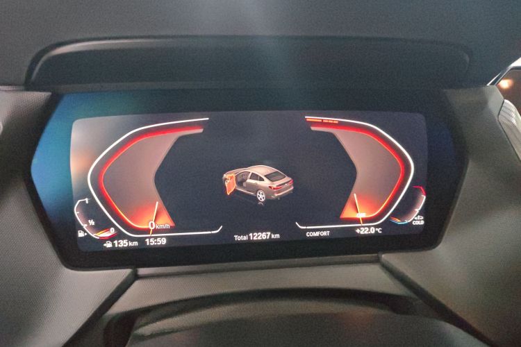 宝马2系(进口) 2021款 225i 四门轿跑车 M运动曜夜套装局部细节14