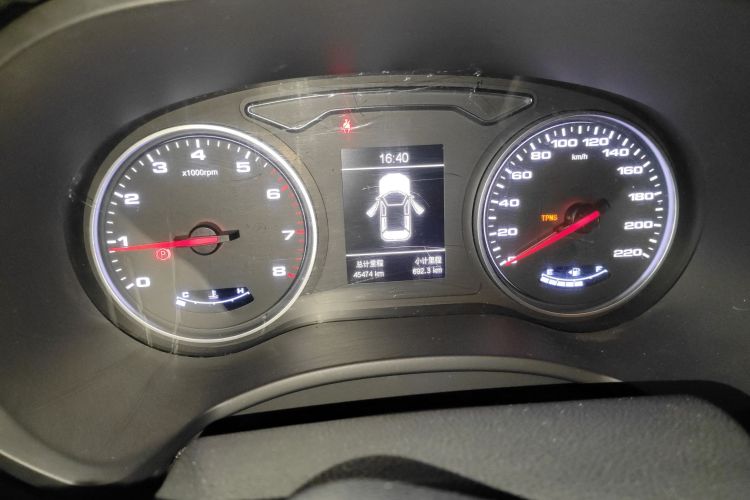 江汽集团 瑞风S4 2019款 1.6L 手动超越型中控内饰14